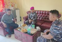 Kunjungan kerja Danpuslatpurmar 9 Dabo Singkep ke Kantor Camat Singkep Barat (Foto : Ist)