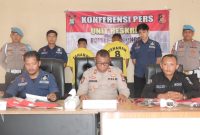 Polsek Daik Lingga saat menggelar konferensi pers, (Foto : Ist)