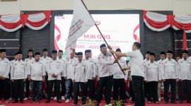 Devanan Syam resmi nakhodai Ikatan Keluarga Minang Kabupaten Karimun Periode 2024-2029 | Foto: Nichita