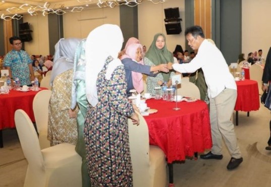 Wali Kota Batam, Muhammad Rudi bersilaturahmi dengan Kader Posyandu beberapa waktu lalu | Foto: Dian