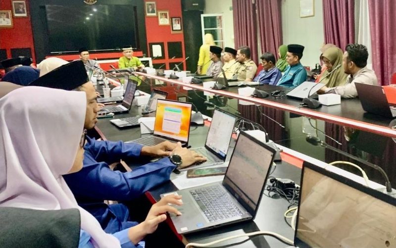 Pemko Tanjungpinang rapat rekonsiliasi untuk penyusunan Data Base e-BMD | Foto: Andri