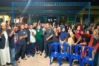 Paslon Iskandar-Rocky melakukan kampanye di Perumahan Gladiola 6 pada, Minggu (29/9/2024) | Foto: Nichita