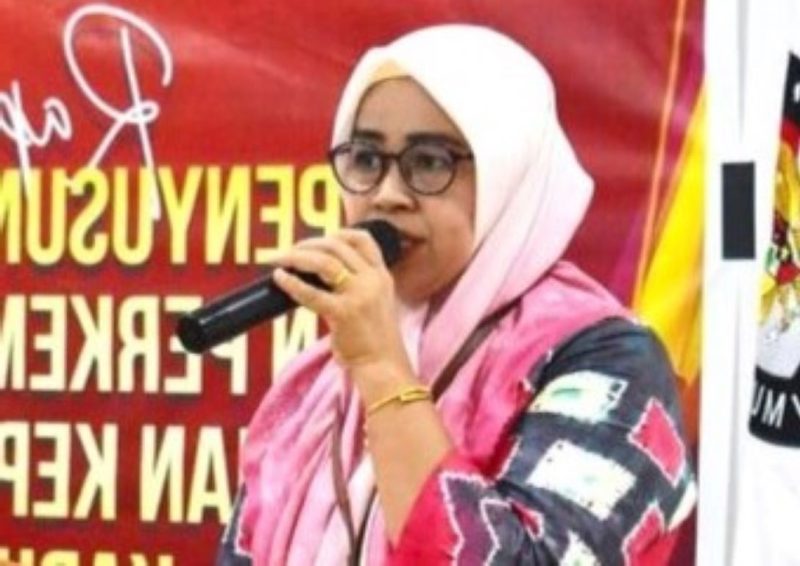 Anggota KPU Kabupaten Karimun, Bidang Divisi Sosialisasi Pendidikan Pemilih, Partisipasi Masyarakat dan SDM, Suhermita | Foto: Nichita