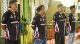 Camat Singkep, Agustiar saat membuka Turnamen Futsal LMG CUP I 2024 | Foto: Wandy