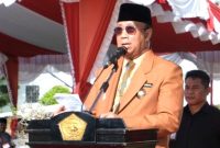 Plt Bupati Karimun, Anwar Hasyim saat menyampaikan amanatnya dalam upacara peringatan Hari Sumpah Pemuda 2024 | Foto: Nichita