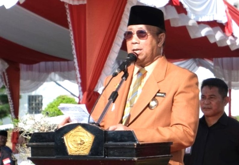 Plt Bupati Karimun, Anwar Hasyim saat menyampaikan amanatnya dalam upacara peringatan Hari Sumpah Pemuda 2024 | Foto: Nichita