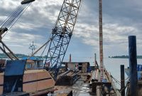Proyek pengerjaan Ponton HDPE di Desa Telaga Tujuh, Kecamatan Durai, Kabupaten Karimun | Foto: Nichita