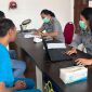 WBP saat memeriksa kesehatan di Klinik Pratama Rutan Kelas IIA Batam | Foto: Dian