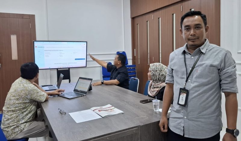 Ketua KPU Lingga Ardhi Aulia (Foto : Zonamu/Ardhi)