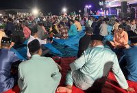 Polres Lingga menggelar makan talam sehidang di Polres Lingga (Foto : Zonamu/Wandi)