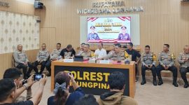 Konferensi Pers di Mapolresta Tanjungpinang (Foto : Zonamu/Aji)