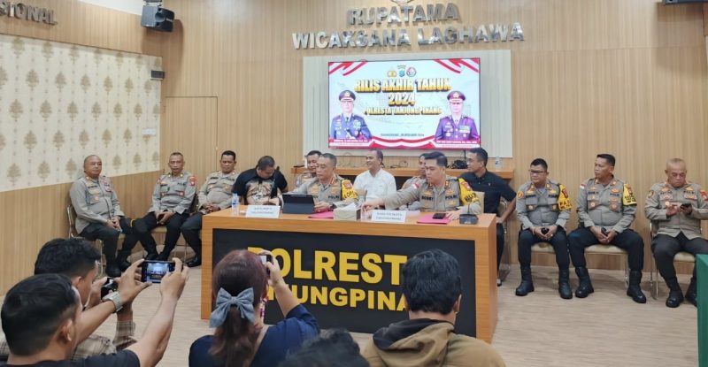 Konferensi Pers di Mapolresta Tanjungpinang (Foto : Zonamu/Aji)