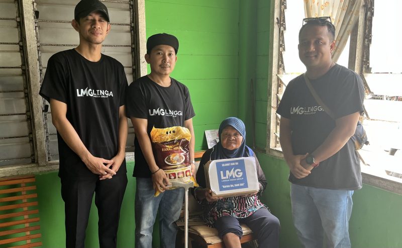 Lingga Media Grup Berikan Bantuan untuk Lansia di Hari Ibu (Foto : Zonamu/Wandi)