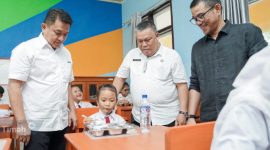 Dukungan Program Makan Bergizi dan Penyuluhan Gizi yang dilaksanakan PT Timah di SDN 21 Gantung