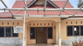 Potret Kantor Lurah Berlian, Kecamatan Singkep Selatan (Foto : Zonamu/Majid)