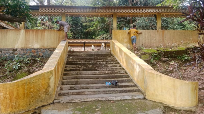 Jaga Warisan Sejarah, Kapolres Lingga Cat Makam Temenggung Jamaludin dan Datuk Kaya Montel (Foto : Zonamu/Ist)