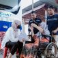 Masyarakat saat mendatangi mobil sehat PT Timah untuk melakukan perobatan | Foto: Zonamu/Humas PT Timah
