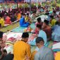 Singkep Barat Makan Talam Sehidang Bersama Masyarakat (Foto : Zonamu/Taupik)