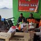 Kepala BPBD Lingga bersama pihak terkait saat berada di posko SAR (Foto : Zonamu/Okta)