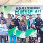 PT Timah berikan bantuan BPJS Ketenagakerjaan bagi nelayan dan kelompok tani di Kecamatan Rangsang, Kabupaten Meranti | Foto: Zonamu/Humas PT Timah