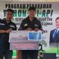 PT Timah serahkan bantuan untuk percepatan pembangunan dua Masjid di Kecamatan Rangsang, Kabupaten Meranti | Foto: Zonamu/Humas PT Timah