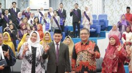 UMRAH Gelar Pengukuhan dan Pengambilan Sumpah 38 Guru Profesional (Foto : Zonamu/Aji)