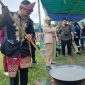 PT Timah komitmen dukung pelestarian tradisi masyarakat Desa Penyampak, seperti Pesta Adat Dodol Bergema | Foto: Zonamu/Humas PT Timah