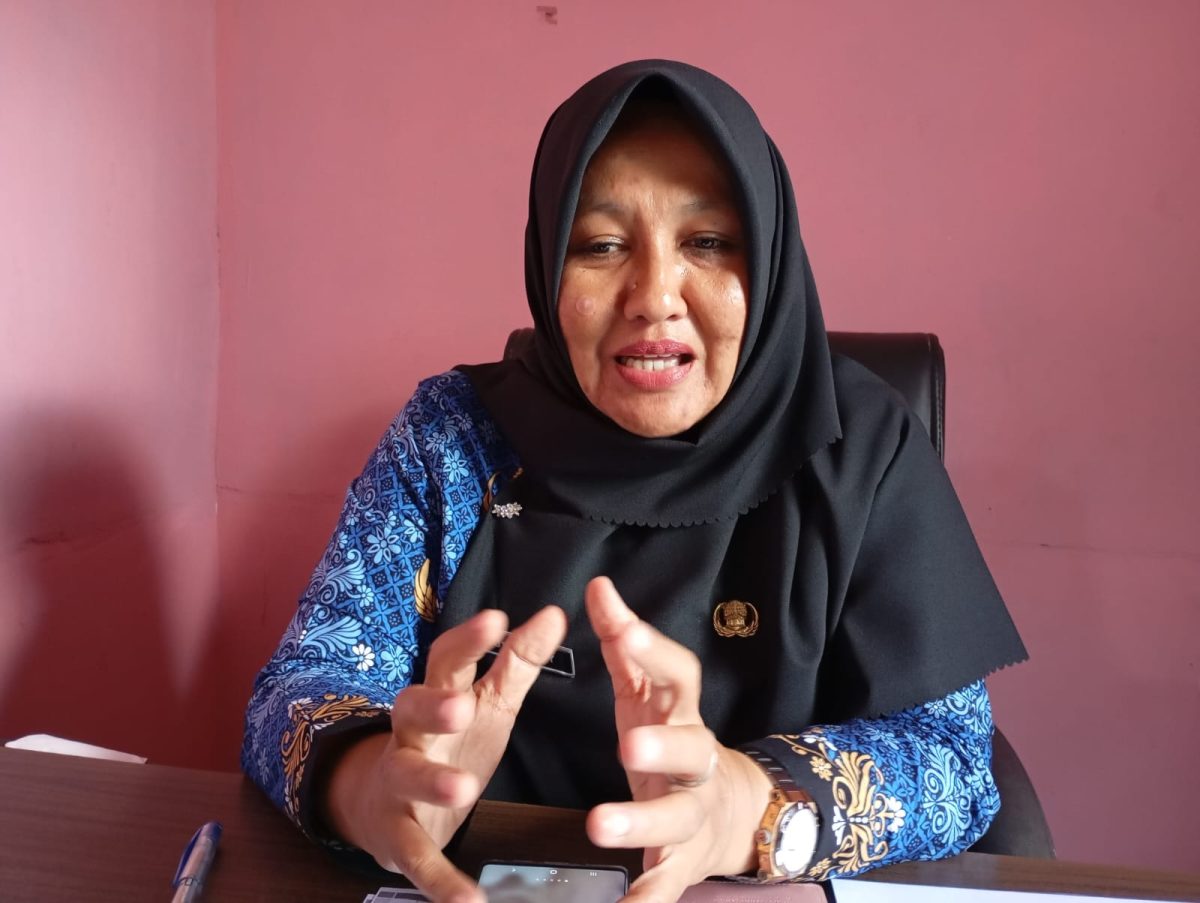 Kepala Bidang (Kabid) Koperasi dan UMKM Dinas Perindustrian dan Perdagangan (Disperindag) Kabupaten Lingga, Susi Yenti (Foto : Zonamu/Wandi)