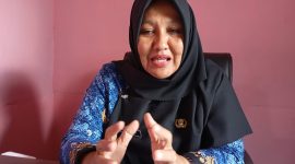 Kepala Bidang (Kabid) Koperasi dan UMKM Dinas Perindustrian dan Perdagangan (Disperindag) Kabupaten Lingga, Susi Yenti (Foto : Zonamu/Wandi)