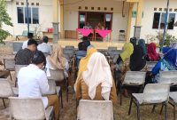 Anggota DPRD Lingga saat reses di Kelurahan Sungai Lumpur | Foto : Zonamu/Acil
