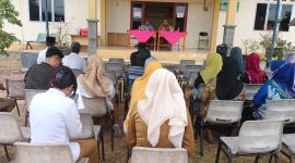 Anggota DPRD Lingga saat reses di Kelurahan Sungai Lumpur | Foto : Zonamu/Acil