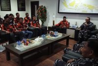 MPC PP Lingga saat silahturahmi ke Lanal Dabo Singkep | Foto : Zonamu/Wandi