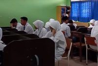 MA Al-Barakah Singkep Gelar Ujian Madrasah Berbasis Komputer | Foto : Zonamu/Vatawari