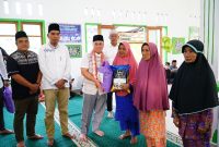 Bupati dan Wakil Bupati Lingga safari ramadahn di Desa teluk | foto : Zonamu/Diskominfo Lingga