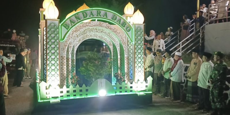 Pawai Takbir keliling di Dabo Singkep berlangsung meriah | foto : Zonamu/Wandi