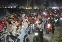 Ribuan pengendara rods dua ramaikan takbir keliling di dabo singkep | Foto : Zonamu/Wandi