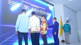 Potret launching aplikasi SIAP E oleh Bupati Lingga pada 2022 | Foto : Zonamu/Diskominfo Lingga