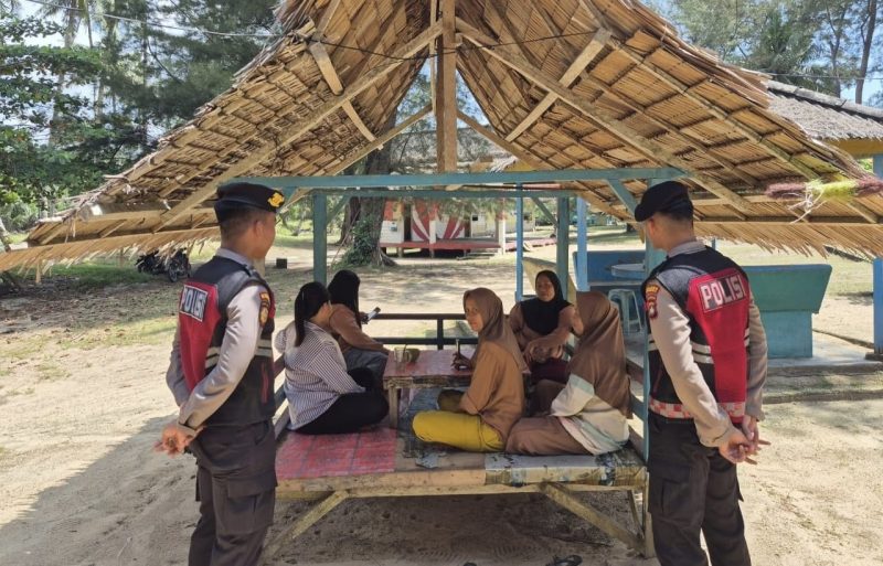 Polres Lingga Intensifkan Patroli di Objek Wisata Selama Libur Lebaran | Foto : Zonamu/Suji