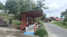 Proyek Halte Sekolah di Singkep Diduga Langgar Aturan | Foto : Zonamu/Wandy
