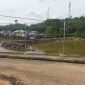 Mangkrak di Tengah Jalan, Proyek Misterius di Roro Jagoh Jadi Sorotan Warga | Foto : Zonamu/Wandi