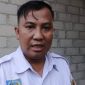 Kades Tinjul Amren saat di wawancarai | Foto : Zonamu/Wandi