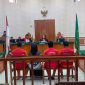 Proses persidangan kasus narkoba yamg menjerat tiga terdakwa Warga Negara Asing asal India di Pengadilan Negeri Tanjungbalai Karimun | Foto: Rian