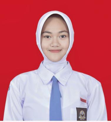 Zahwa Nuriatul Rohmah, siswi SMAN 1 Singkep (Smansa Singkep), Kabupaten Lingga | Foto : Zonamu/Ist