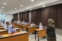 Belasan pelajar dari Provinsi Riau dan Provinsi Kepulauan Riau ikuti Tes Potensi Akademik, Psikotes, Wawancara, Psikologi Klinis dan Validasi Dokumen di Asialink Easy by Prasanthi Batam | Foto: Zonamu/Humas PT Timah