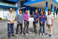 PT Timah berikan bantuan untuk kegiatan lomba lintas alam yang digelar Unit Kegiatan Mahasiswa Mahacita Politeknik Manufaktur Negeri Bangka Belitung | Foto: Zonamu/Humas PT Timah
