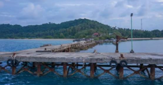 Potret Pelabuhan Desa Pekajang | Foto : Zonamu/Rajab