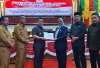 DPRD Lingga Bahas Tiga Ranperda Strategis dan Pertanggungjawaban APBD 2024 | Foto : Zonamu/Diskominfo