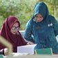 Ketua TP PKK Lingga Kunjungi Desa Kudung | Foto : Zonamu/Diskominfo Lingga