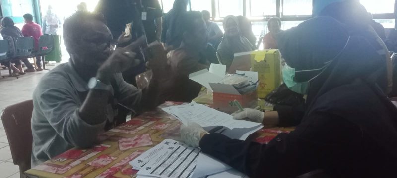 Warga Lingga Antusias Sambut Program Balai Kekarantinaan Kesehatan | Foto : Zonamu/Vatawari