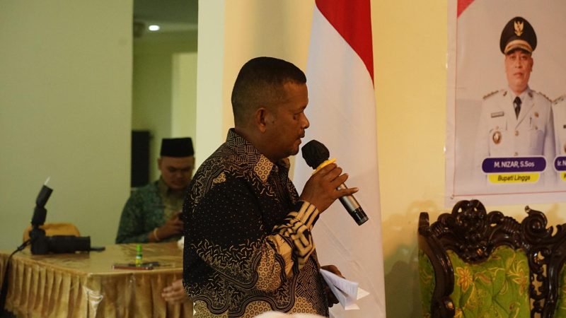 Plt. Kadisperindagkop Lingga Febrizal Taupik | Foto : Zonamu/Sahib